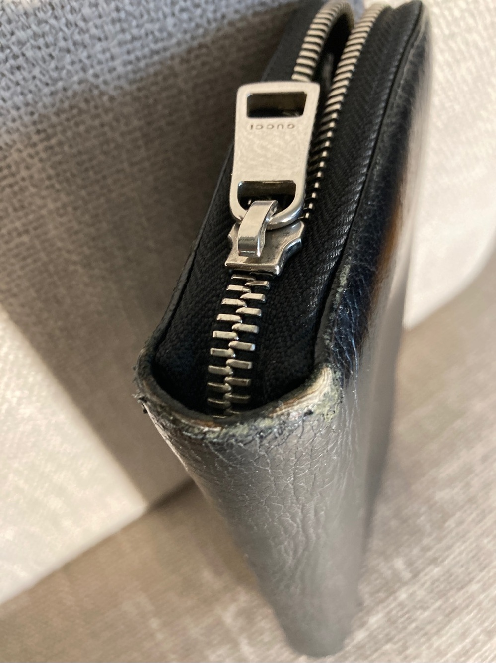 Gucci Black Leather Zip Around Wallet - Picture 12 of 12